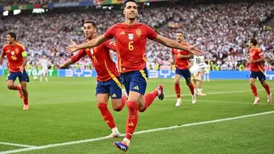 Sport Bilder des Tages 05.07.2024, xscotx, Fussball EM 2024 Viertelfinale, Spanien - Deutschland, emspor, v.l. Torjubel nach dem Tor zum celebrating the goal celebrate 2:1 durch Mikel Merino Zazon Spanien Stuttgart *** 05 07 2024, xscotx, Euro 2024 quarter-final, Spain Germany, emspor, v l goal celebration after the goal celebrating the goal celebrate 2 1 by Mikel Merino Zazon Spain Stuttgart