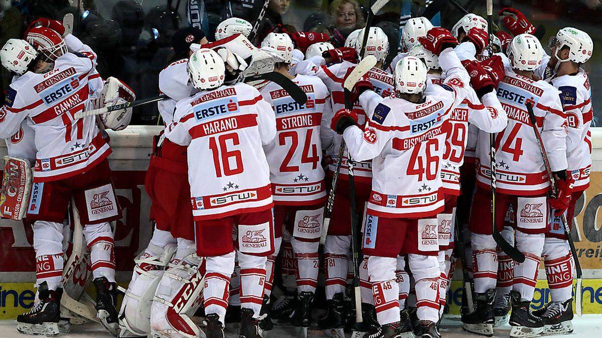 In Fehervar wollen die Rotjacken am Ende auch wieder jubeln