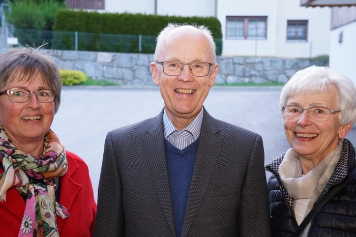 Altbürgermeister Hansjörg Wirnsberger in Begleitung