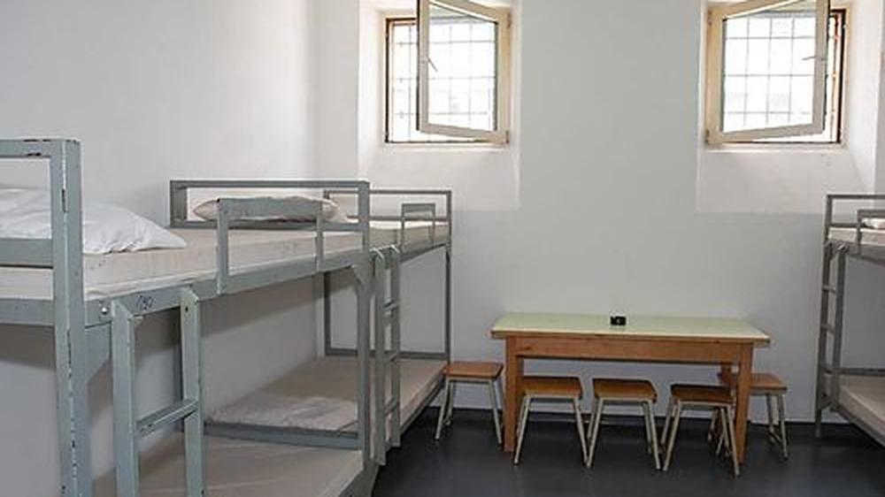 Ein Haftraum im Polizeianhaltezentrum Klagenfurt