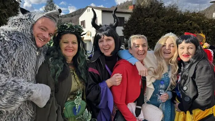 Am Faschingssamstag verwandelte sich die Marktgemeinde St. Peter-Freienstein in eine Hochburg des närrischen Treibens