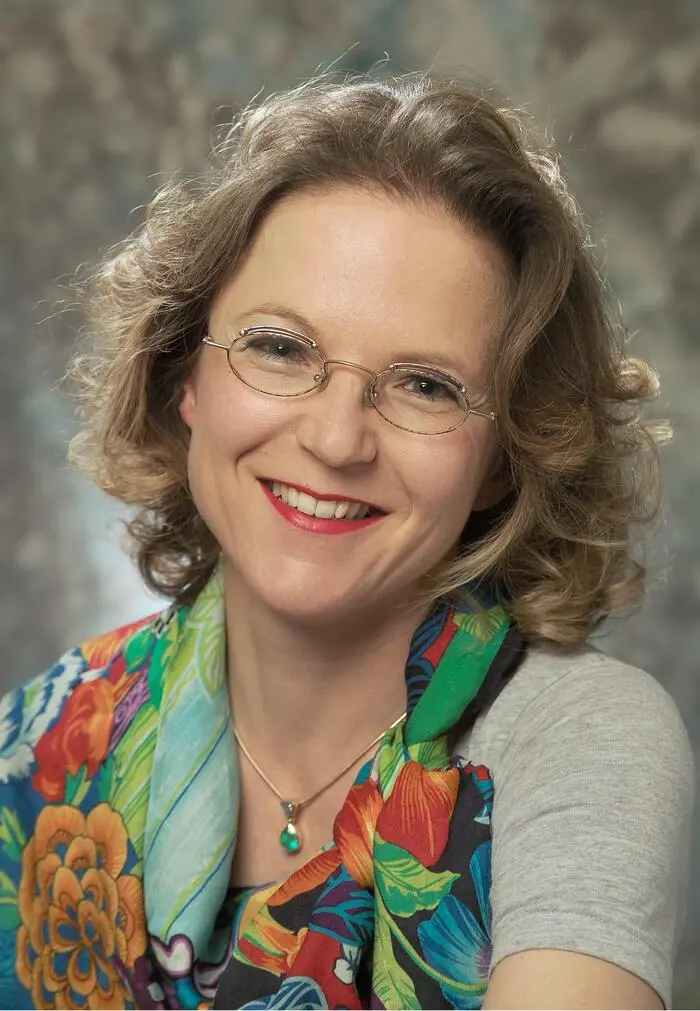 Daisy Kopera, Dermatologin