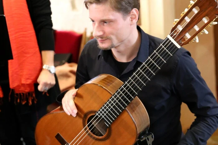 ...wirkten weiters Philipp Kulterer (Gitarre),... 