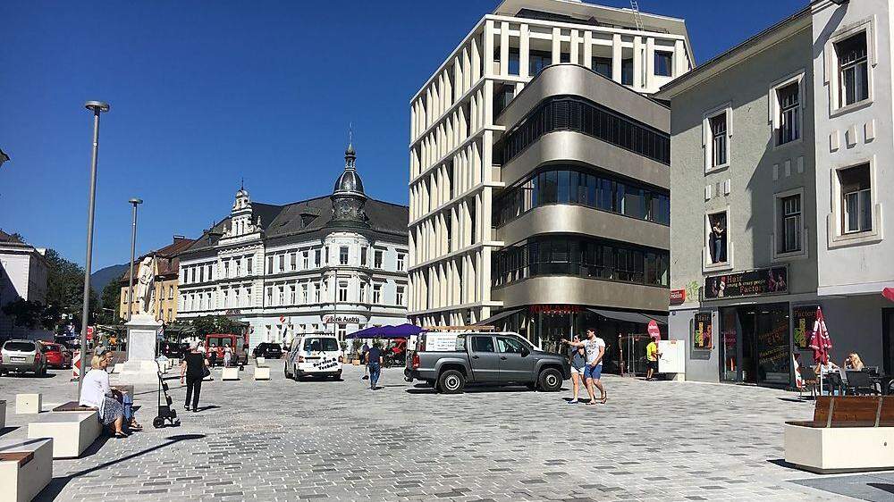 Ab jetzt ist der Hans-Gasser-Platz offiziell eröffnet