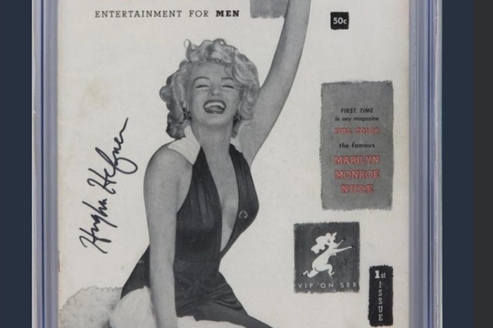 Auch andere Gegenstände aus dem Nachlass des 1962 gestorbenen Schauspiel-Stars kamen unter den Hammer. Monroes Exemplar der ersten "Playboy"-Ausgabe, die sie auf dem Titel zeigte, war einem Käufer 32.000 Dollar wert (28.000 Euro). Das Heft von 1953 trägt die Unterschrift des im vergangenen Jahr gestorbenen "Playboy"-Gründers Hugh Hefner.