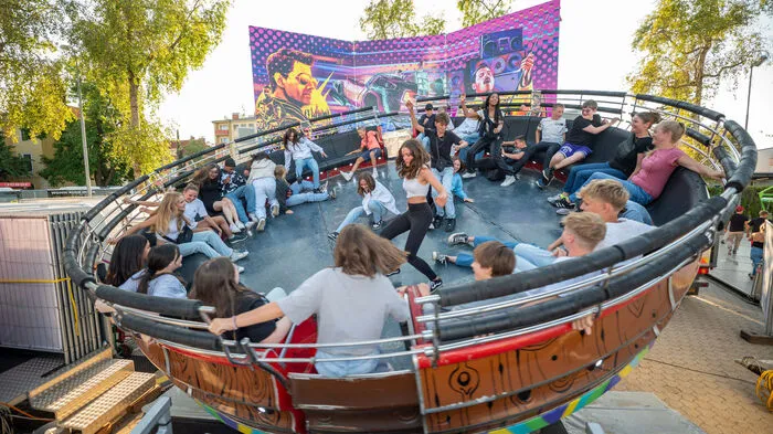 Es ging rund am Freitagabend, der Gaudepark in Klagenfurt wurde eröffnet.
