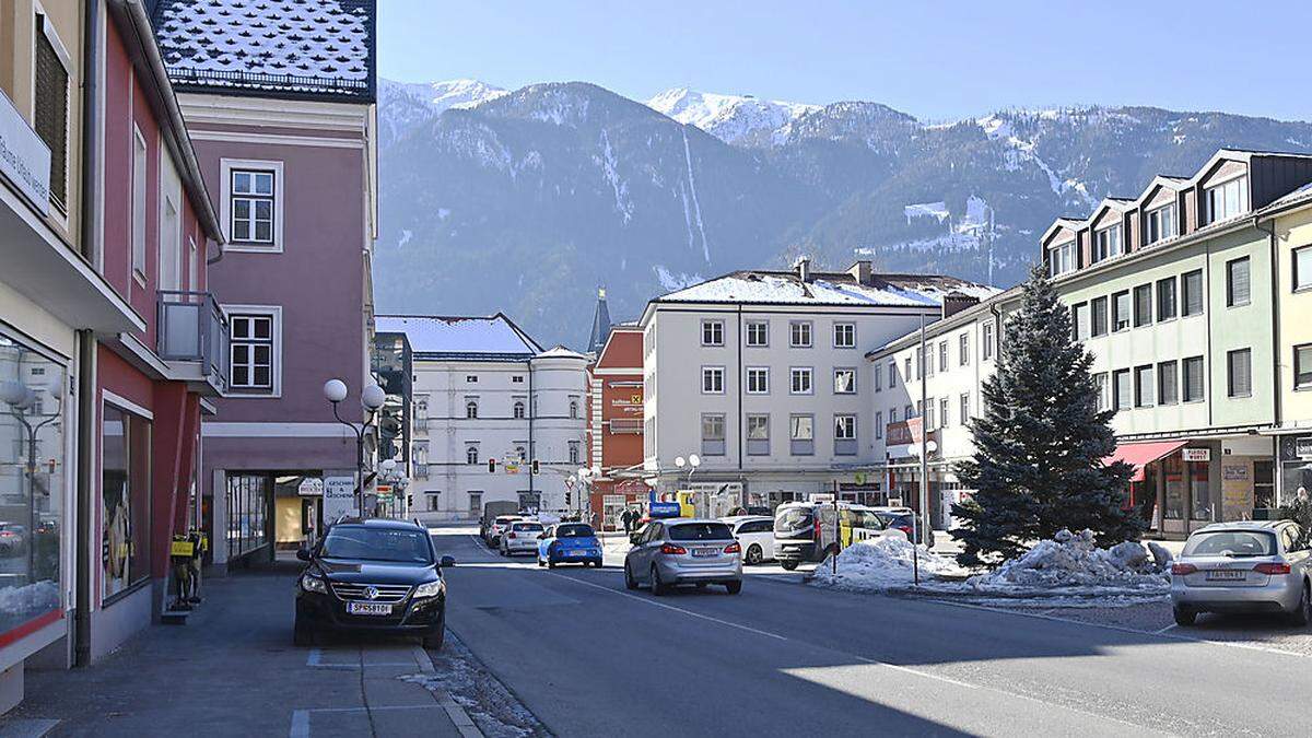 Verkehrsberuhigende Maßnahmen sollen dem Neuen Platz mehr Stadt-Flair verleihen