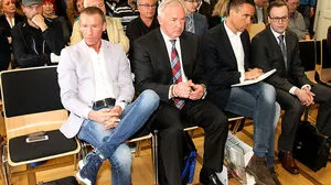 Anklagebank statt Regierungsbank: Petzner, Dörfler, Scheuch und Dobernig 2017