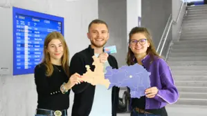 Lena Brensberger und Clemens Reismann vom Referat für Weiterbildung und Nachhaltigkeit mit Anna Amerer, ÖH-Vorsitzende an der Montanuni Leoben
