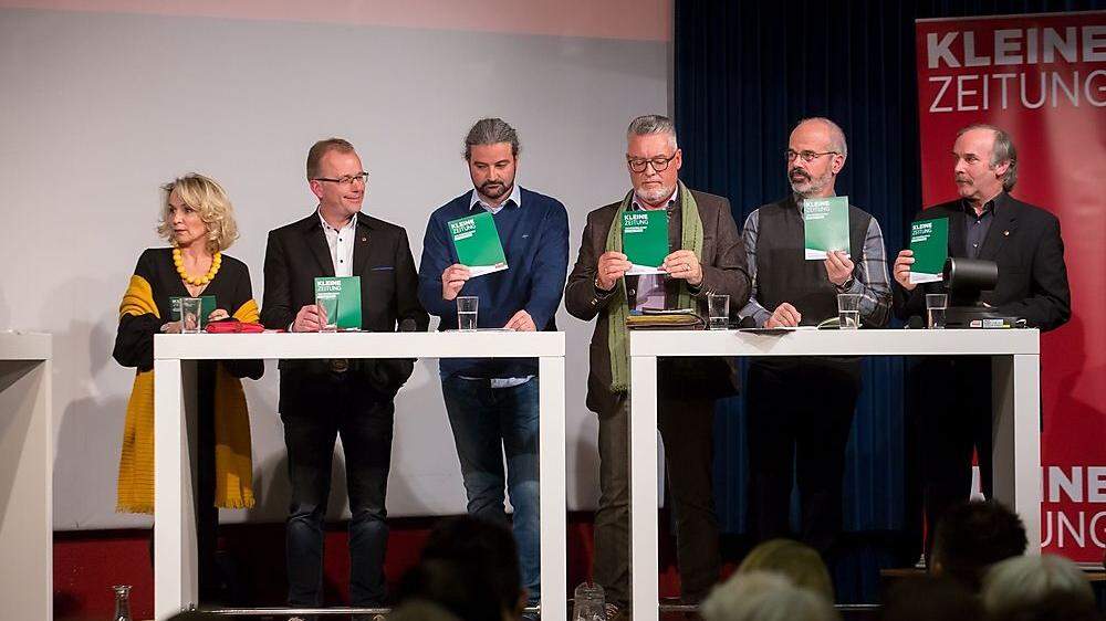 Bei der Podiumsdiskussion der Kleinen Zeitung stimmten auch Martin Mayerl von der ÖVP (2. von links) und Thomas Haidenbergervon den Grünen (2. von rechts) für die Wiedereinführung des Direktzuges 