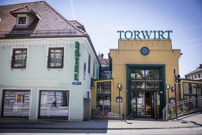 Der „Torwirt“ befindet sich seit mehreren Jahrhunderten am „Tor“ in die Wolfsberger Innenstadt