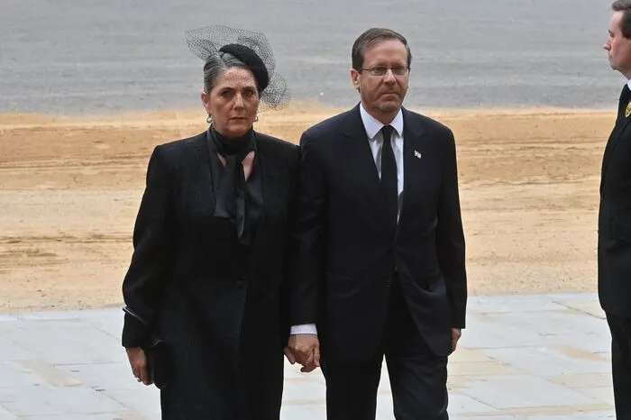  Israels Präsident Isaac Herzog mit Gattin Michal.