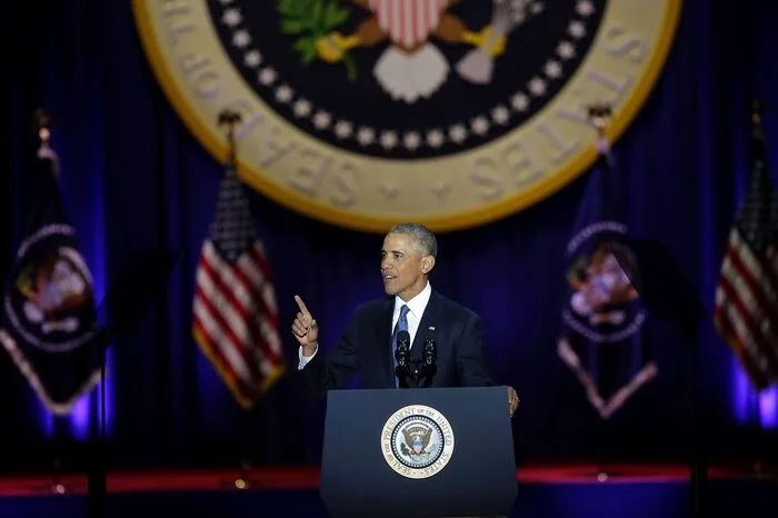 "Amerika ist heute besser, stärker" als zu seinem Amtsantritt, sagte er am Dienstag (Ortszeit) vor tausenden Zuhörern. Diese begrüßten Obama mit tosendem Applaus und feierten ihn mit Sprechchören.