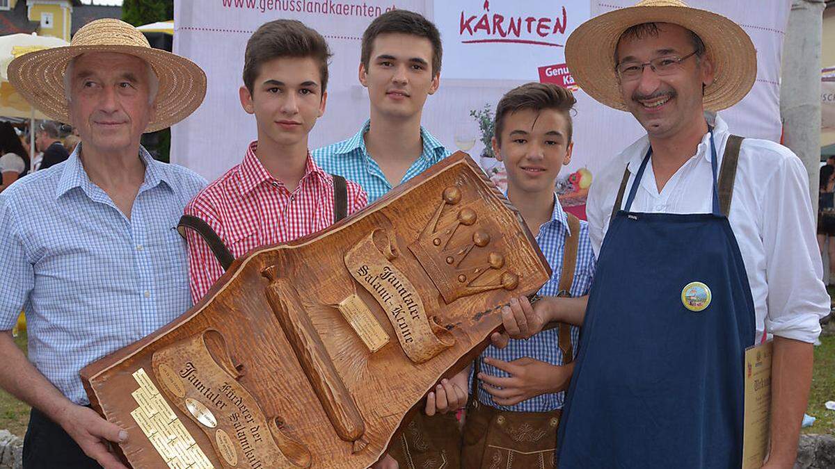 Die Familie Pototschnig erhielt zum ersten Mal die Salamikrone