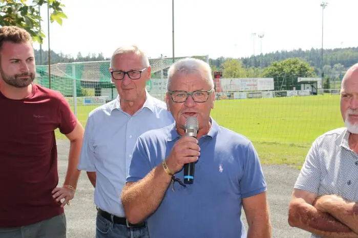 Darüber hinaus trafen die erste und die zweite Kampfmannschaft des Vereins in einem spannenden Match aufeinander.