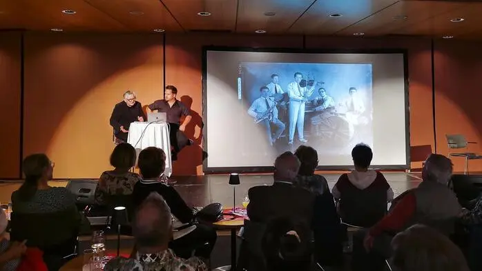 Zwei Stunden steirische Rock- und Popgeschichte boten im Kulturhaus Knittelfeld Johannes Silberschneider und David Reumüller. 