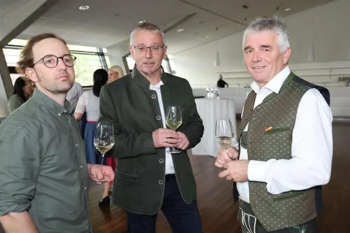 Auch Vertreter der Landwirtschaftskammer sahen sich die Präsentation an