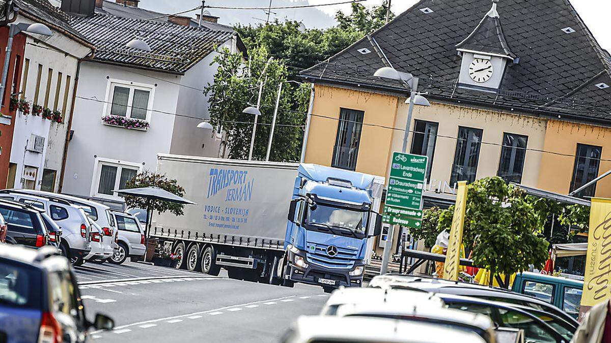 Die Lavamünder ersticken im Schwerverkehr