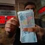 Der Kurs der türkischen Währung fiel am Montag in der Früh stark