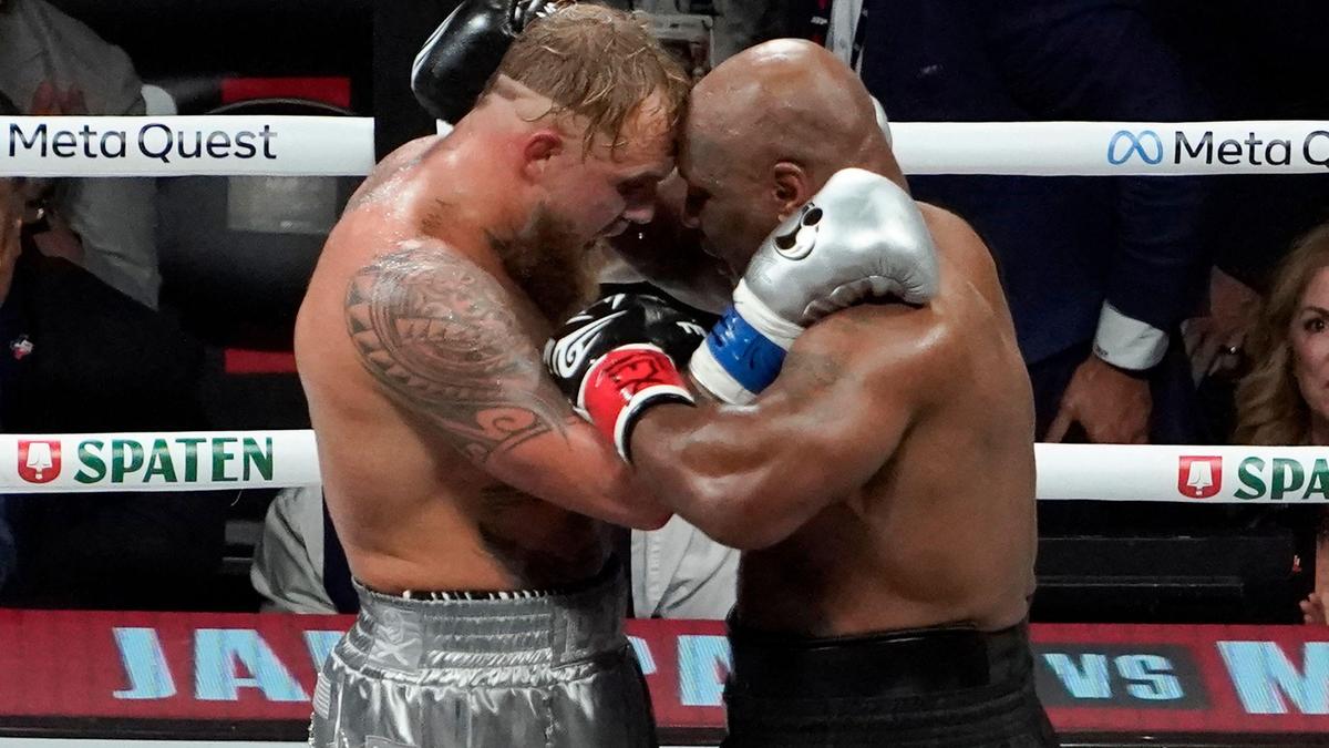 Box-Weltmeister Mike Tyson trat gegen Influencer und Boxer Jake Paul in den Ring