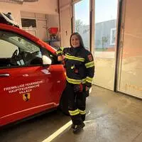 Juliane Flir wohnt mit ihrem Partner gleich neben der Hauptfeuerwache Villach und ist oft eine der Ersten in der Zentrale