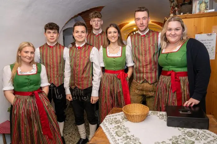 Ostertanz der Landjugend Schiefling - Klicken Sie durch unsere Fotogalerie !