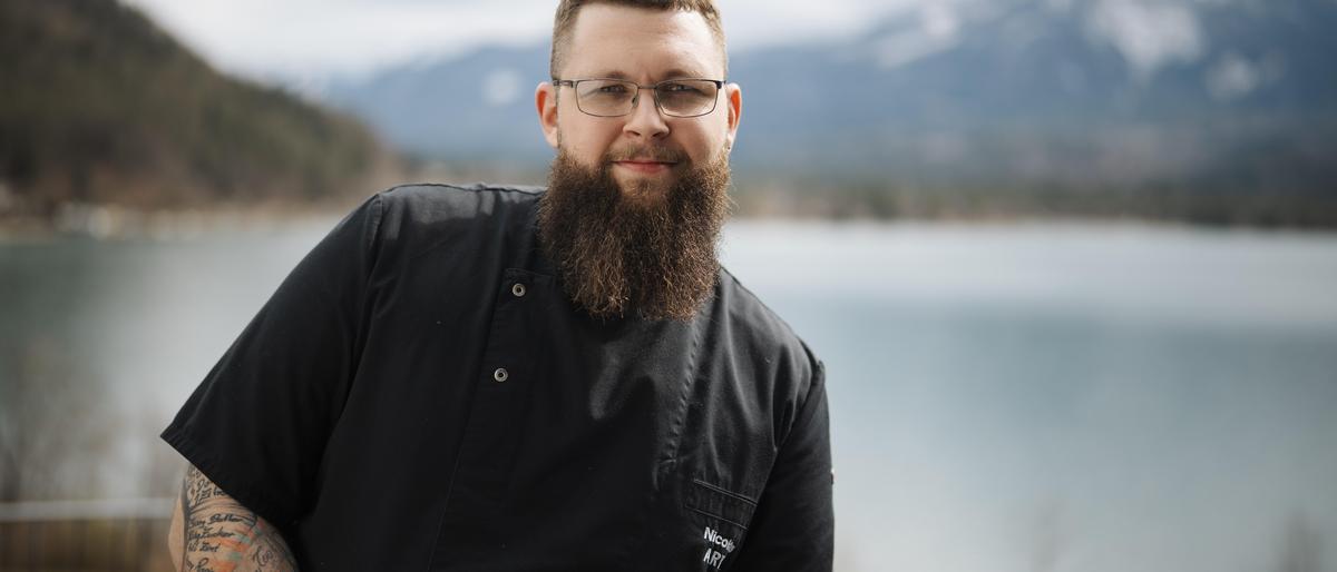 Nicolas Artl ist der neue Chefkoch im Karnerhof und kocht mit seinem Team regionale Küche mit Anleihen aus dem Alpe Adria Raum