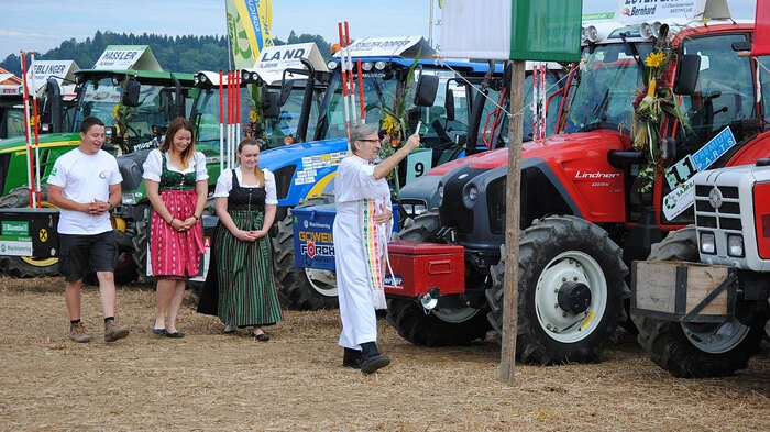 Bei schönstem Wetter erfolgte in St. Georgen an der Stiefing der 60. Bundesentscheid der Landjugend im Pflügen.