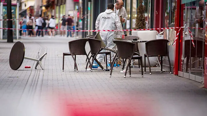 21-Jähriger tötete Frau mit Dönermesser - Noch kein Motiv bekannt 