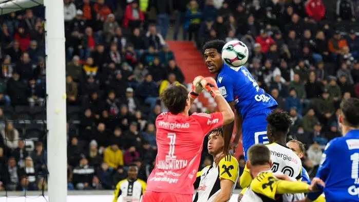 Donovan Pines beim letzten GAK-Gastspiel beim LASK