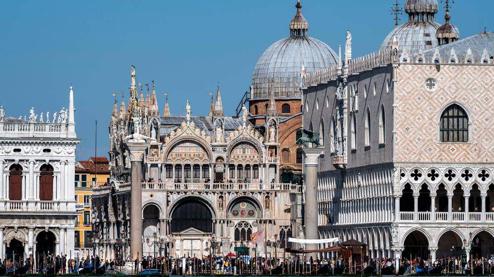 Venedig wird jährlich von Millionen Touristen gestürmt – das will die italienische Stadt nun in geregelte Bahnen lenken