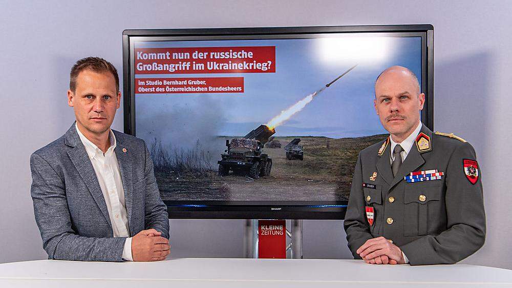 Oberst Bernhard Gruber mit Redakteur Wilfried Rombold