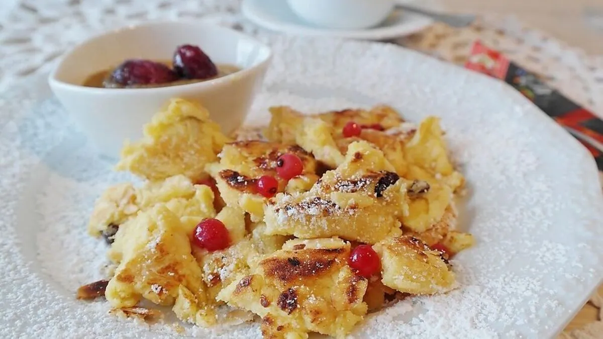 Traditions-Nachspeise aus Österreich: Kaiserschmarrn