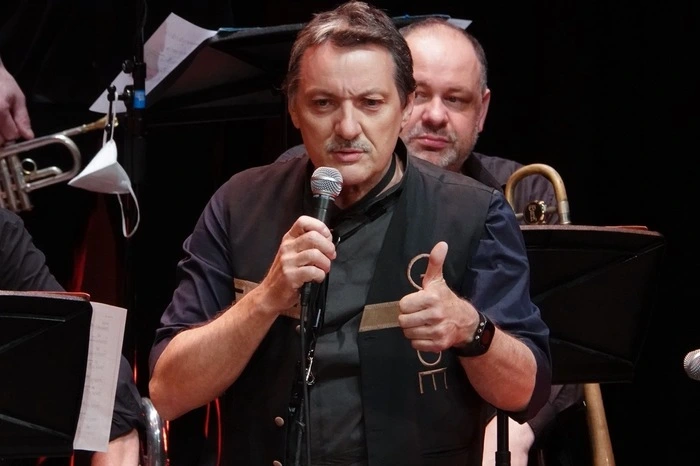 Ein besonderer Höhepunkt war das Konzert des "Upper Austrian Jazz Orchestra" mit Tini Kainrath, durch dessen Programm der Leiter, Christian Maurer, selbst mit viel Humor geleitete.