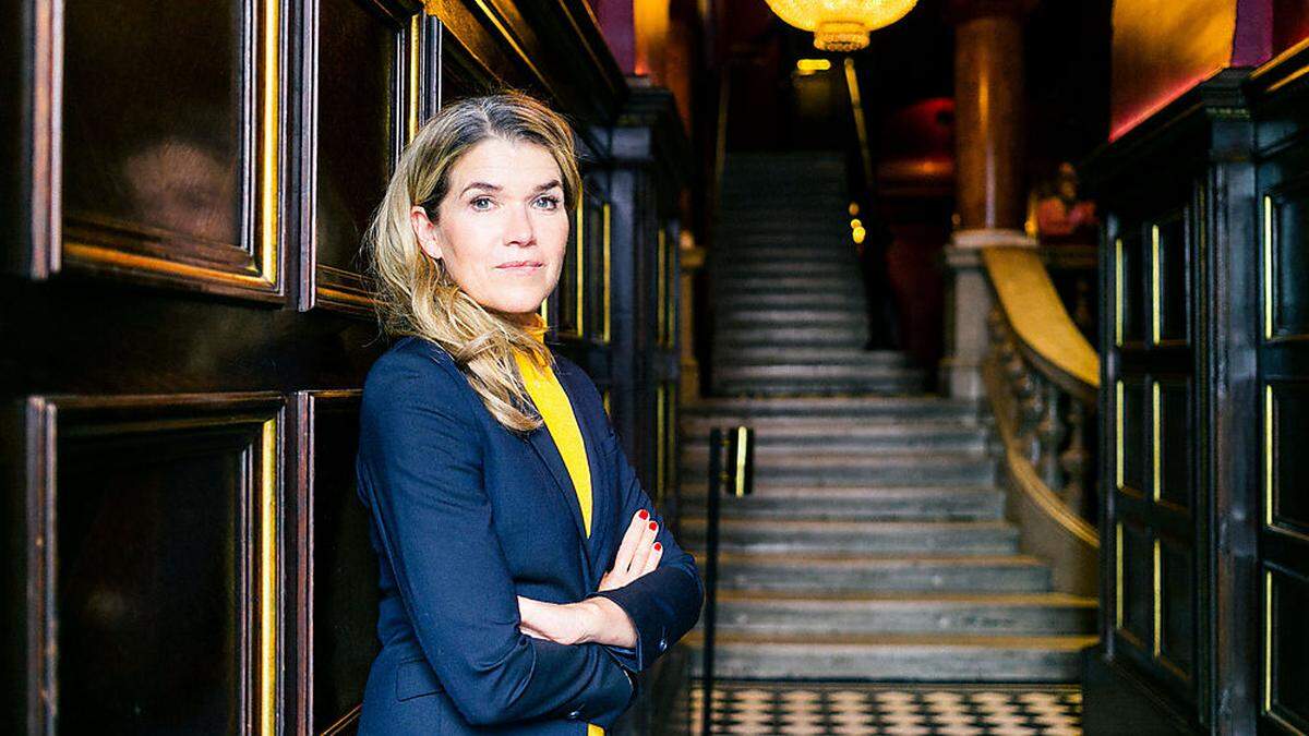 Anke Engelke: „Ist es besonders lustig, hält man schon inne und hinterfragt, warum man so lacht“