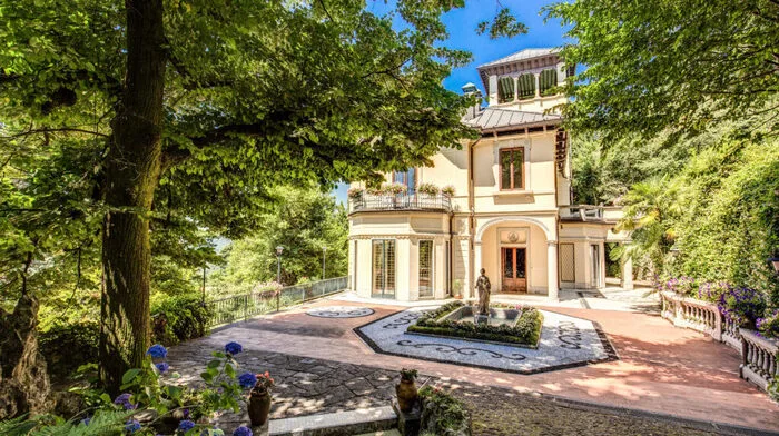 Die Villa Alceo ist jetzt um eine historische Statue ärmer