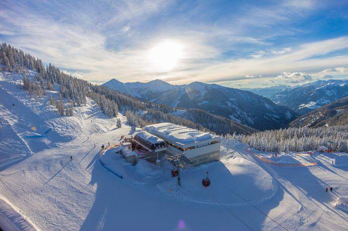 Das GOLDECK ist ein ideales Ski-, Snowboard- & Skitourengebiet