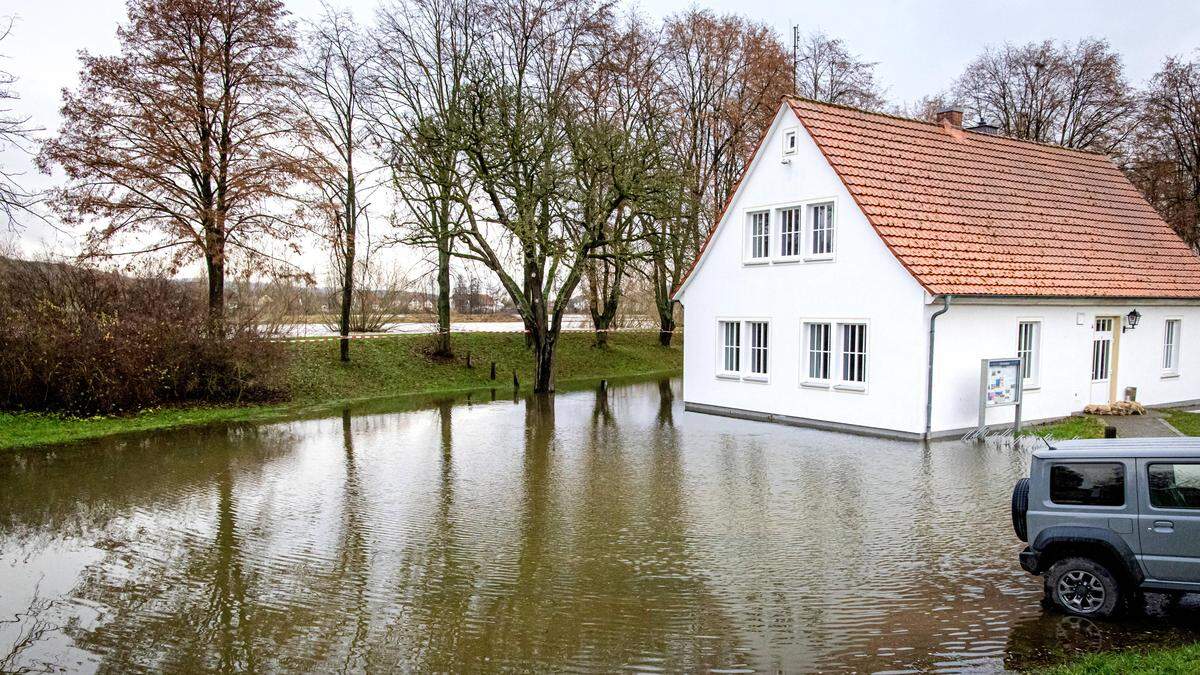Überschwemmungen in Niedersachsen in Deutschland 