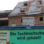 Am Feldkirchner Hauptplatz entstand das neue Gebäude der Fachhochschule, das im Herbst 2005 bezogen wurde