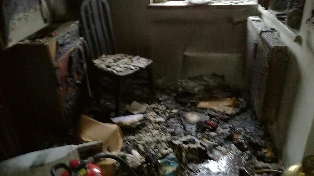 In der Küche war aus unbekannter Ursache ein Brand ausgebrochen 