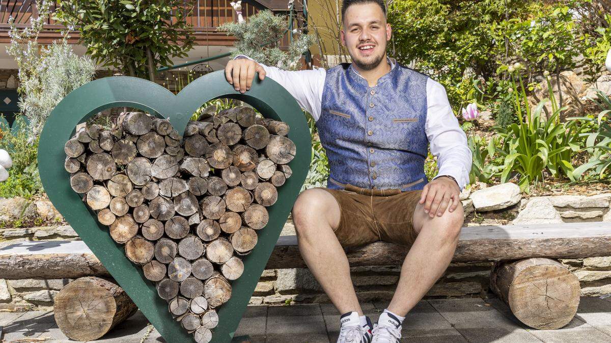 Lukas Muhr ist Teilnehmer der 20. Staffel von Bauer sucht Frau