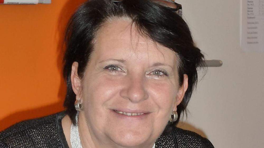 Sylvia Kraber, Leiterin des Tieschutzhauses "Adamhof"