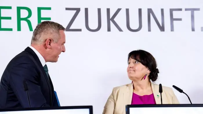 Landeshauptmann Mario Kunasek und Vize-LH Manuela Khom wollen „einen geeigneten Wachstumspartner an Bord holen“