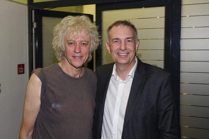 „Gastgeber“ Johann König mit Superstar Bob Geldof                          