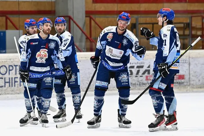 EC Spittal Hornets vs. ESC Steindorf, EC Spittal Hornets vs. ESC Steindorf am 09.02.2024 in Spittal an der Drau (Eissportzentrum Spittal), Austria, (Photo by Bernd Stefan)