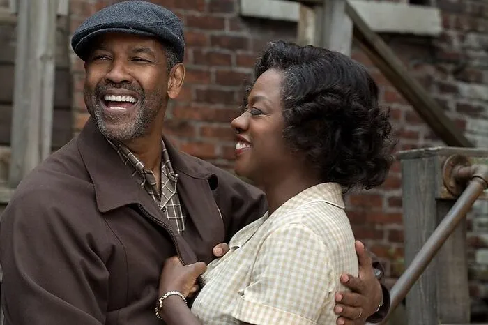 Denzel Washington verfilmte das eindringliche Theaterstück von August Wilson. Washington ist auch als "Bester männlicher Hauptdarsteller" nominiert, Viola Davis als "Beste weibliche Nebendarstellerin". Derzeit im Kino.