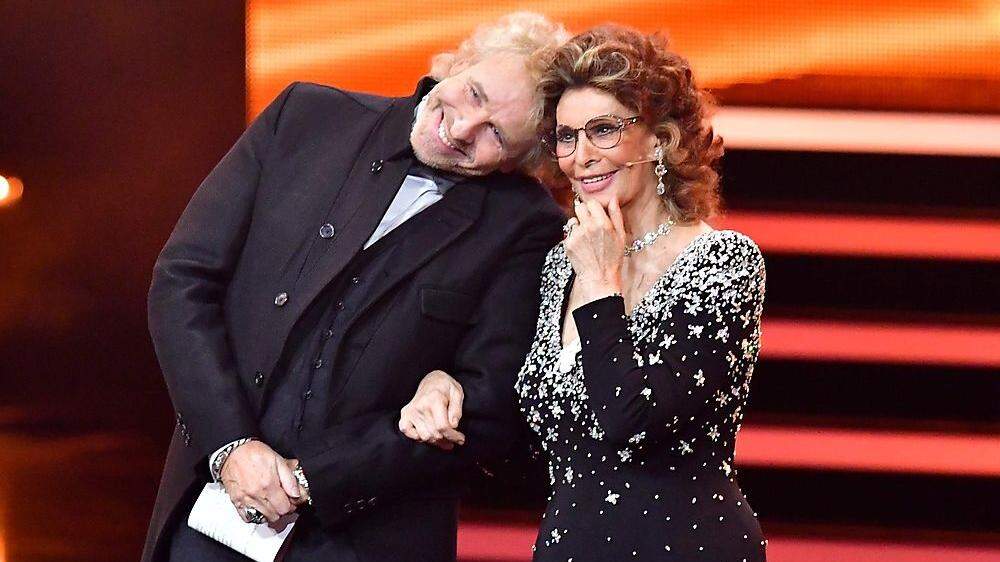 Zutraulich: Thomas Gottschalk und Sophia Loren bei der Bambi-Gala