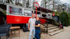 Rene und Sabiene Antonitsch führen die „Tramway“ am Lendkanal in Klagenfurt