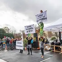 Archivfoto: 2020 luden Fridays for Future, Move It und Students for Future am Grazer Opernring zum Ringradeln für den Klimaschutz