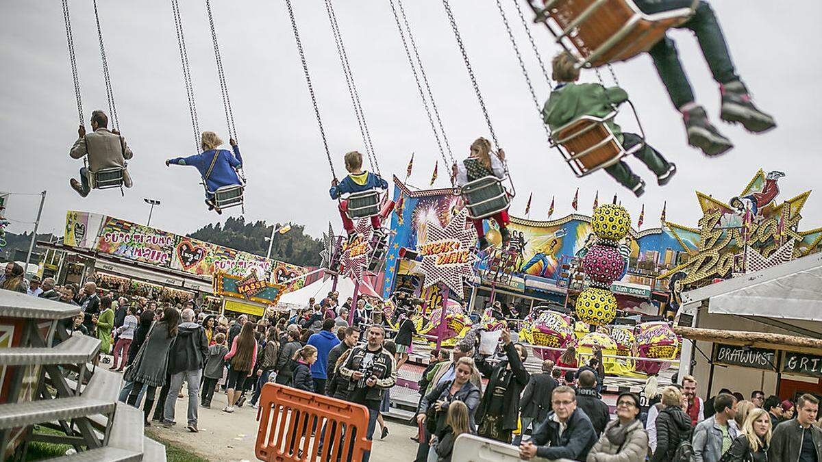 Zehntausende stürmten am Sonntag den Wiesenmarkt